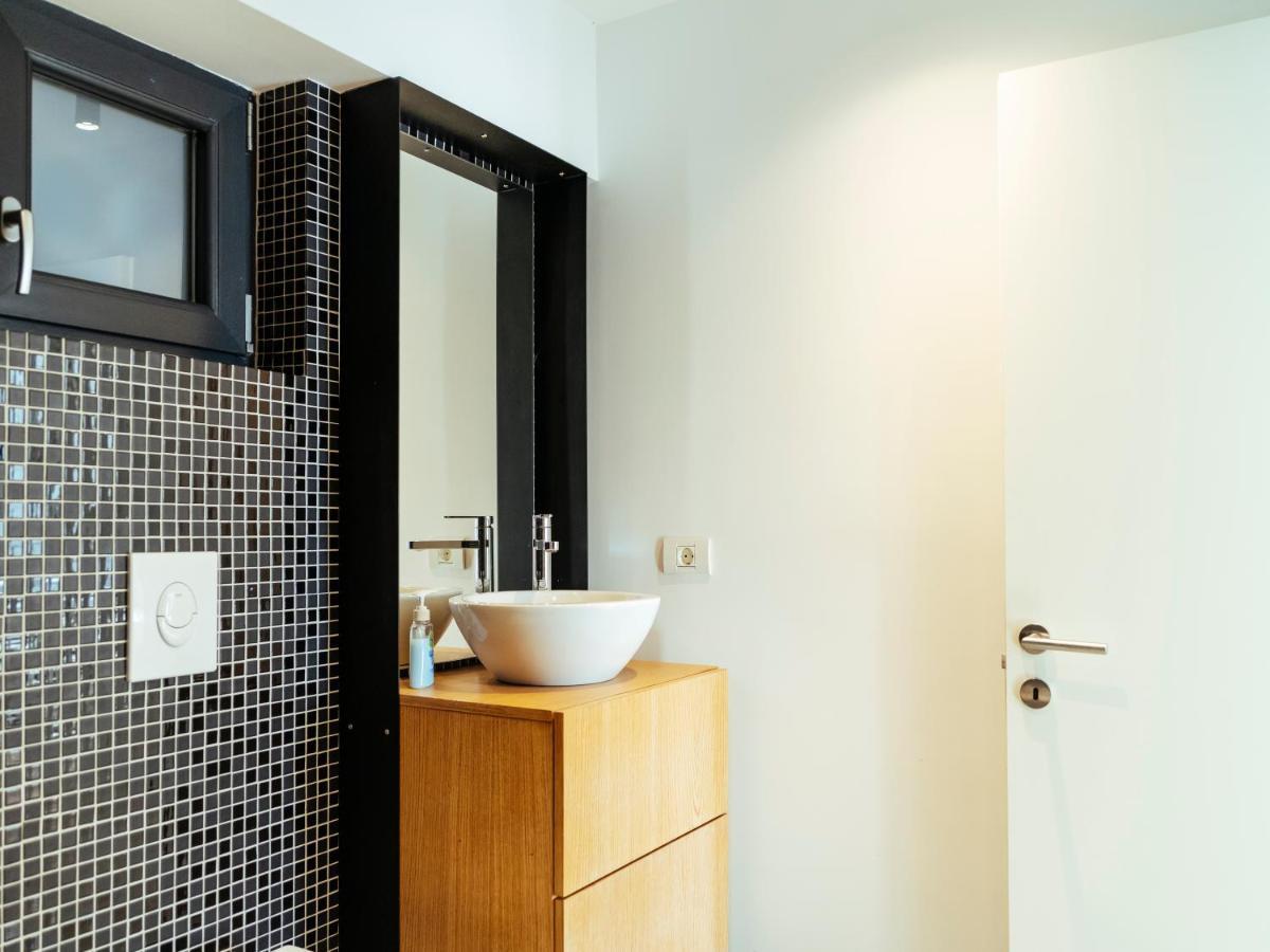 Central Modern Design Apartment Bukarest Exterior foto