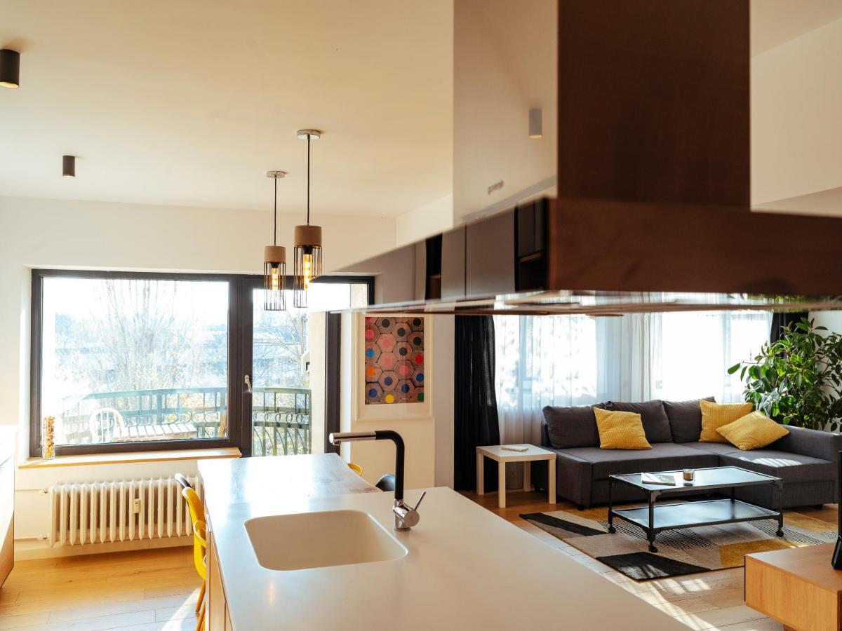 Central Modern Design Apartment Bukarest Exterior foto