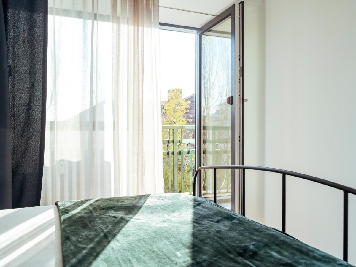 Central Modern Design Apartment Bukarest Exterior foto