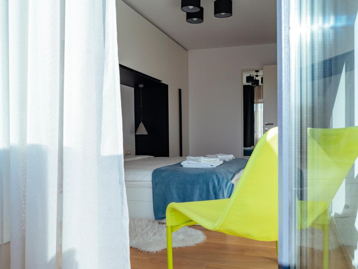 Central Modern Design Apartment Bukarest Exterior foto